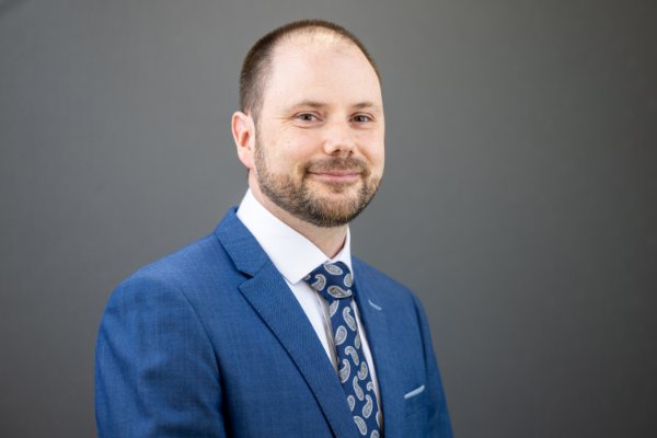 James O'Loughlin